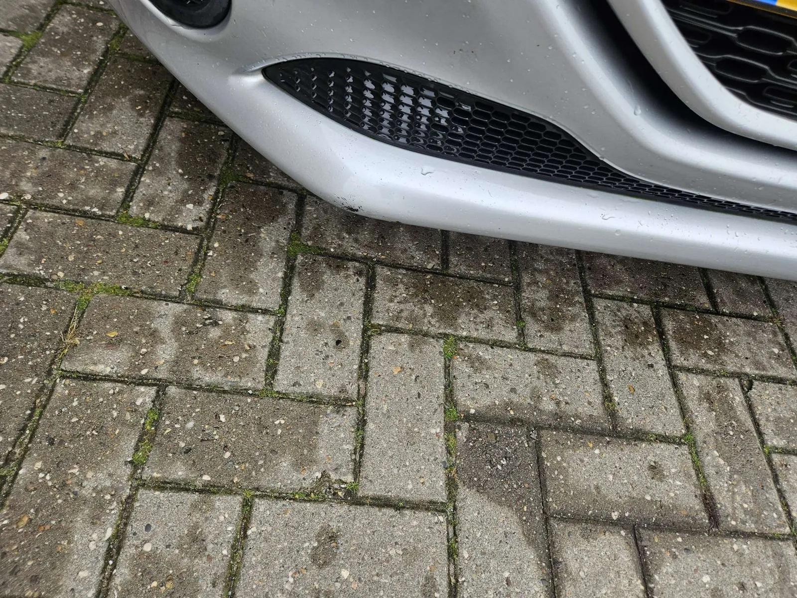 Peugeot 208 2014 photo 3