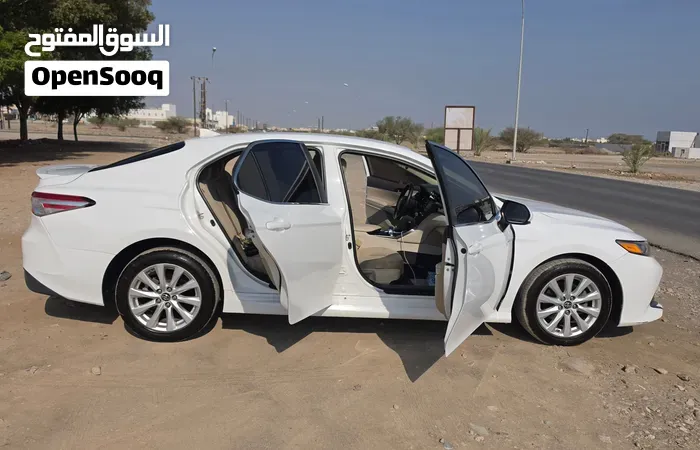 Toyota Camry 2019 photo 4