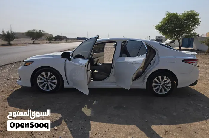 Toyota Camry 2019 photo 3