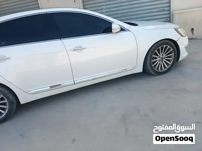 Kia K7 2010 photo 3