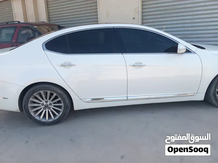 Kia K7 2010 photo 4