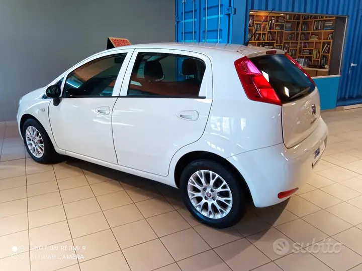 Fiat Punto 2017 photo 2