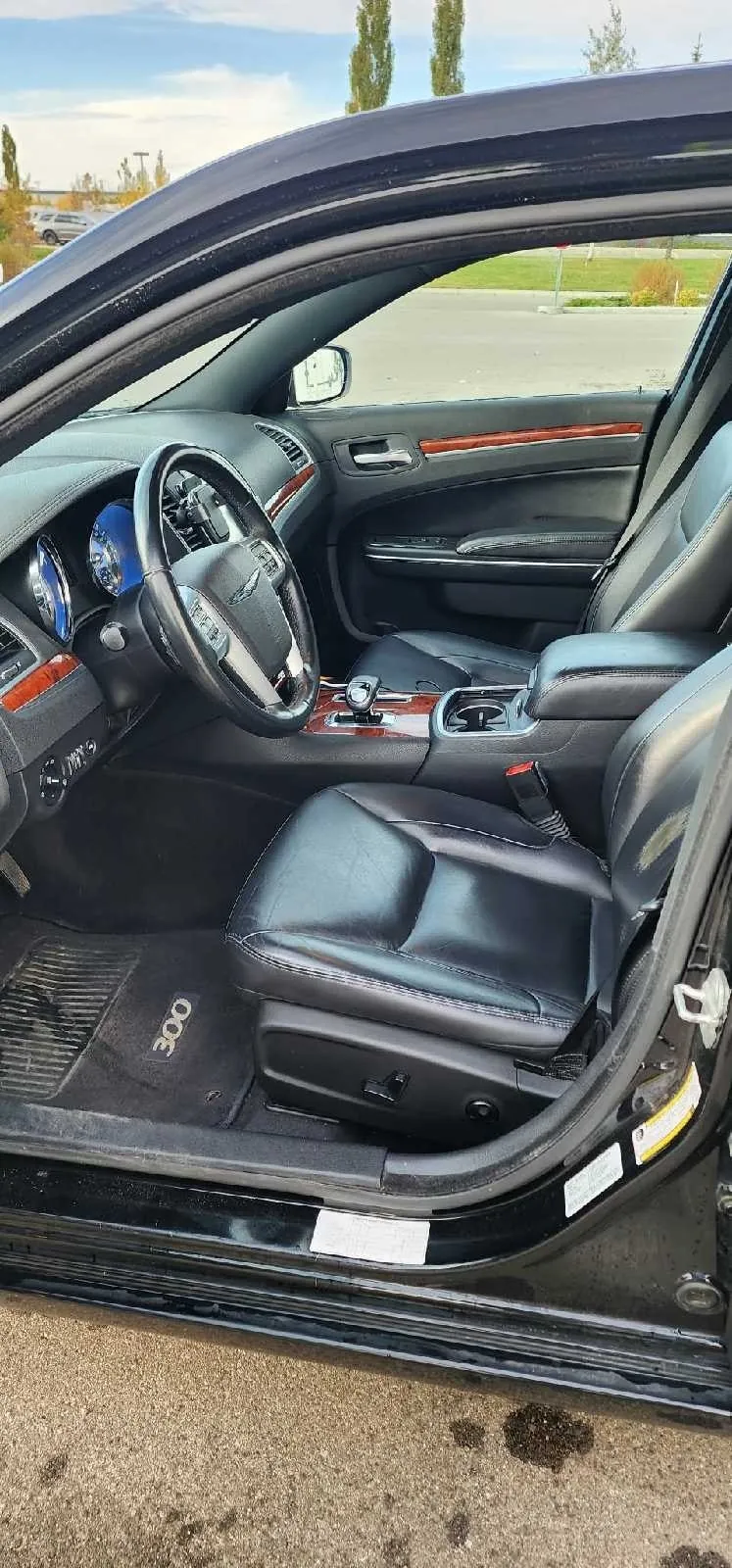 Chrysler 300 2013 photo 5