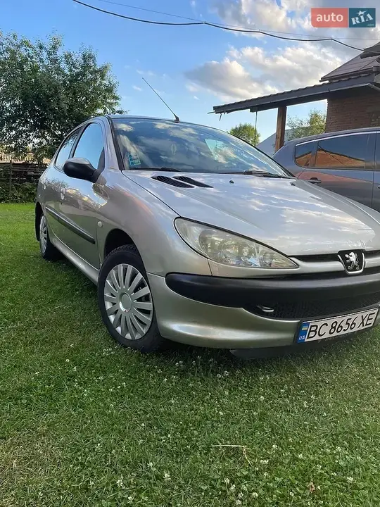 Peugeot 206