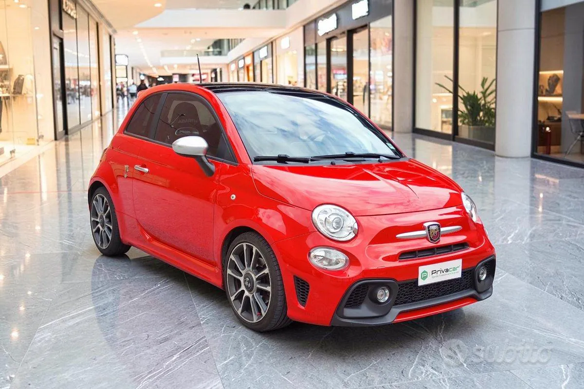 Abarth 595 2018 photo 3
