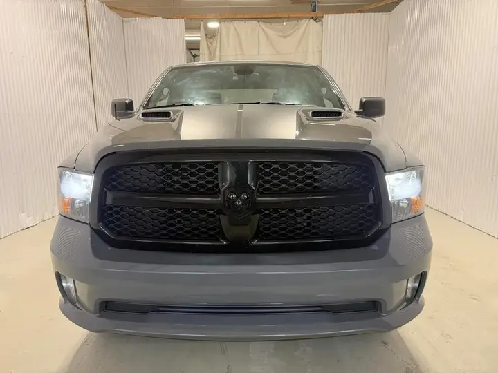Ram 1500 Classic 2022 photo 3