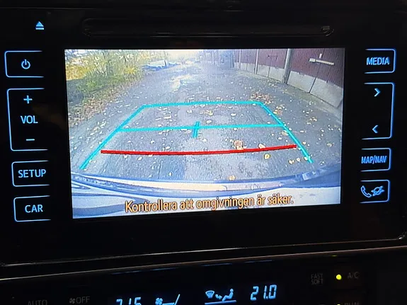 Toyota Auris 2015 photo 5