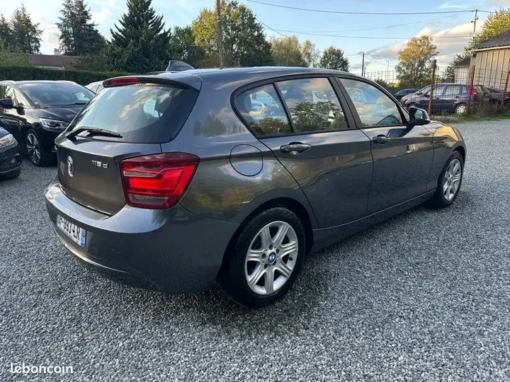 BMW 1 Series 2015 photo 2