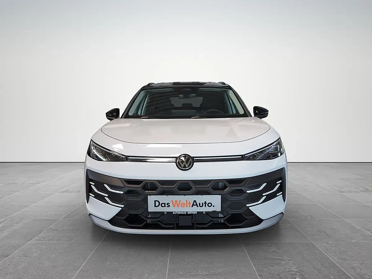Volkswagen T-Roc Life 2026 photo 2