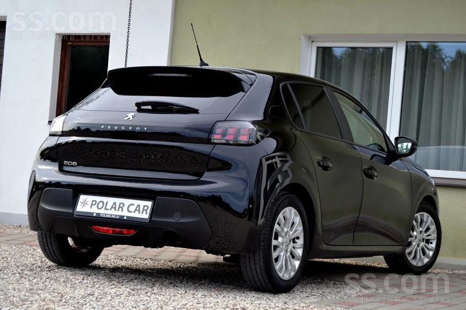 Peugeot 208 2020 photo 3