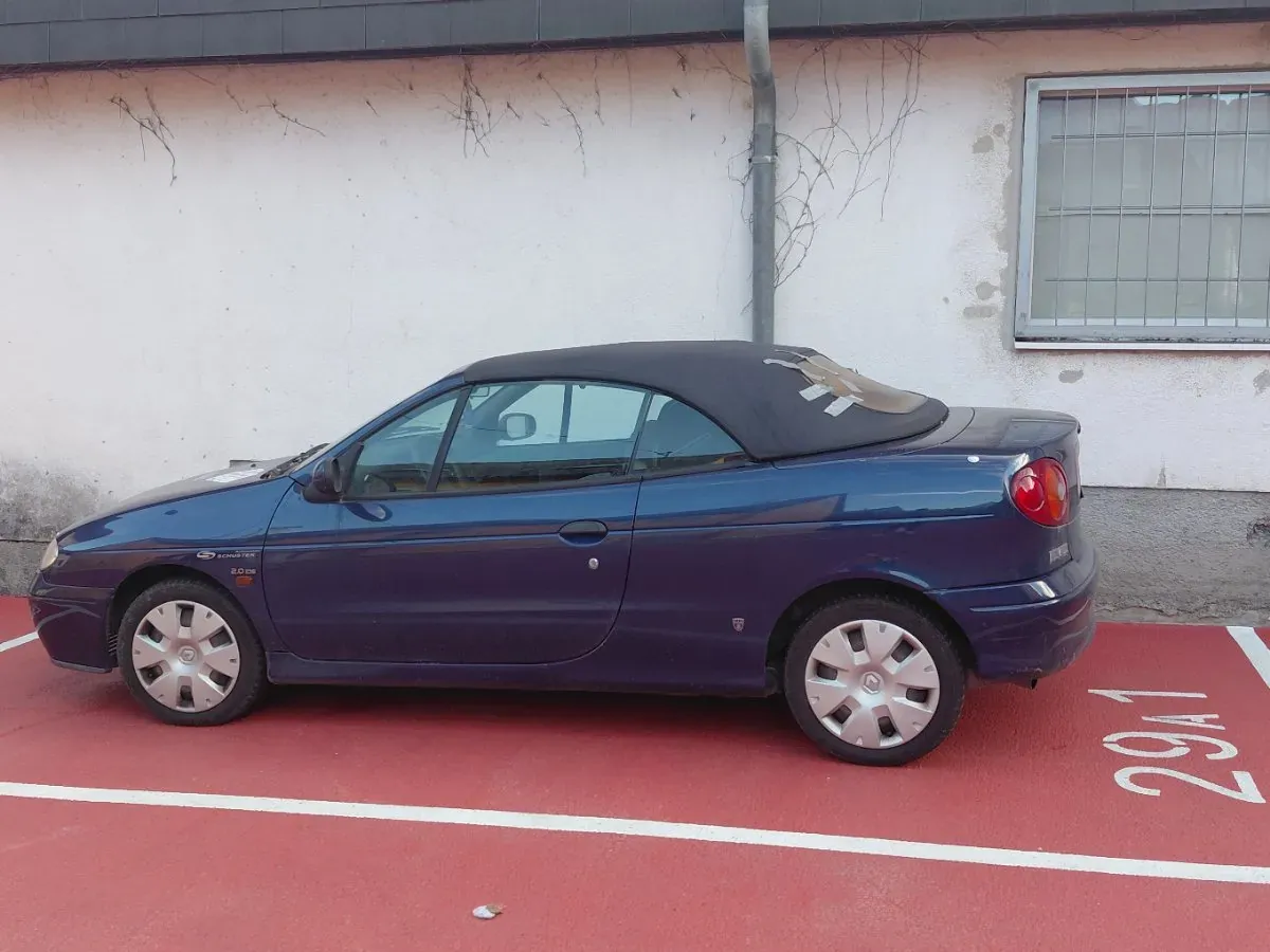 Renault Megane 2000 photo 2