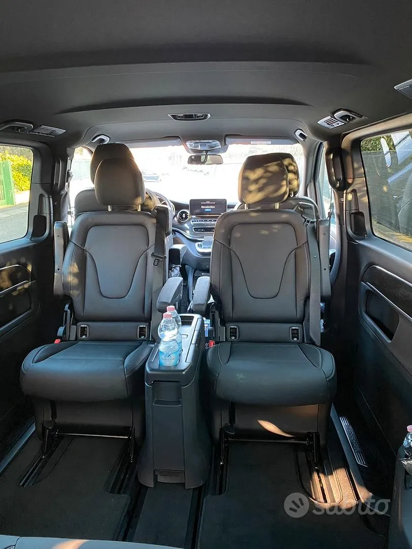Mercedes-Benz V 2022 photo 3