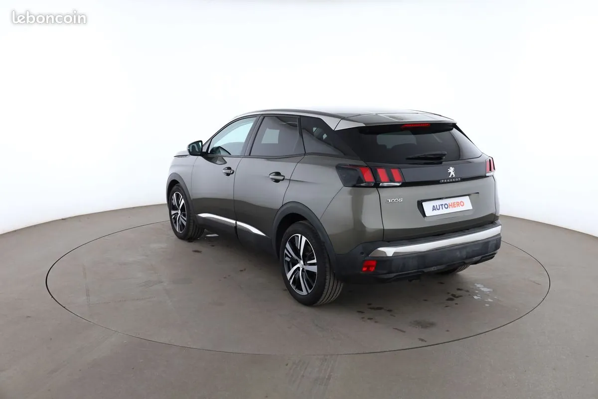 Peugeot 3008 2018 photo 2