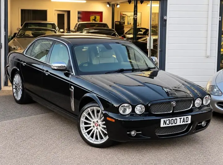 Jaguar Xj