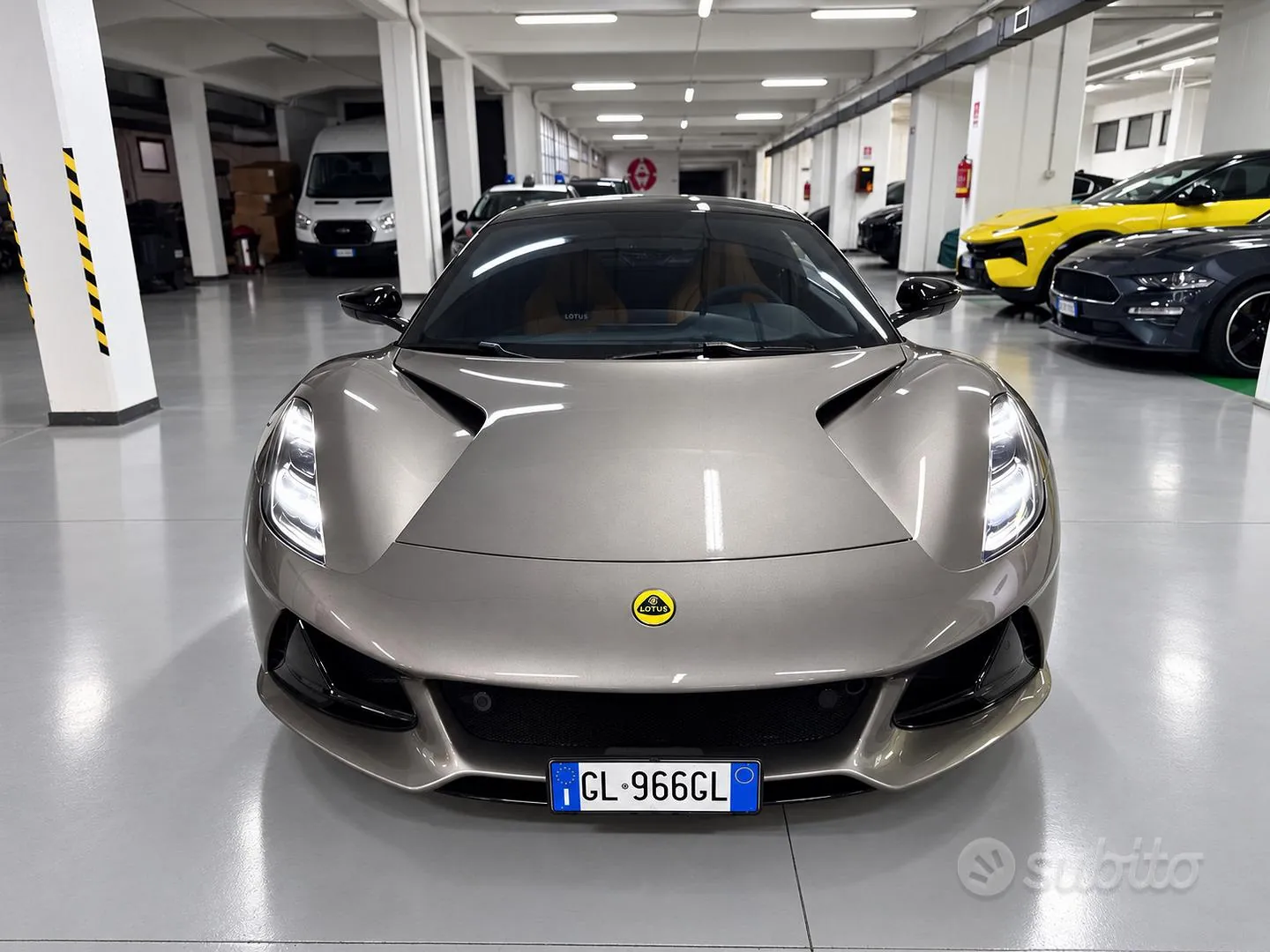 Lotus Emira