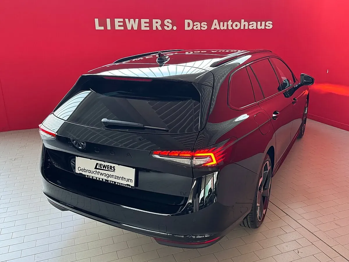 Skoda Superb 2026 photo 3