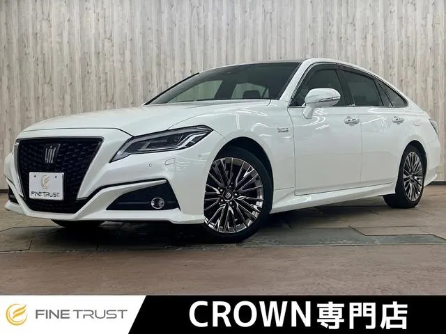 Toyota Crown Hybrid