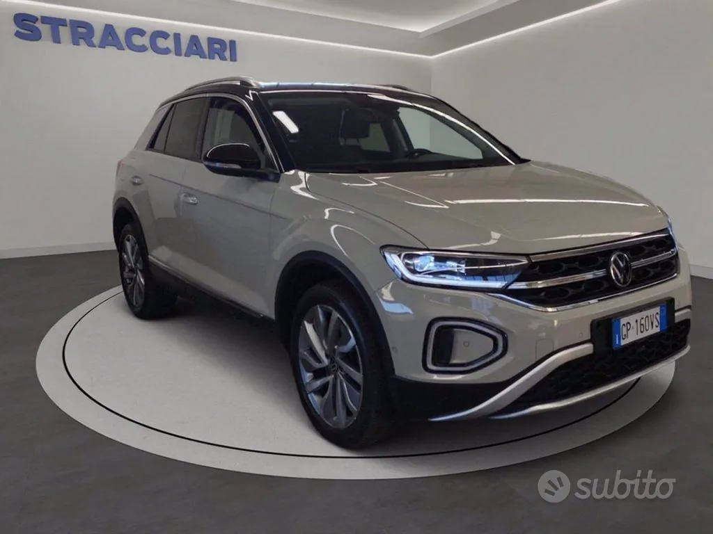 Volkswagen T-Roc 2023 photo 3
