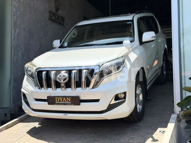 Toyota Land Cruiser Prado 2015 photo 2
