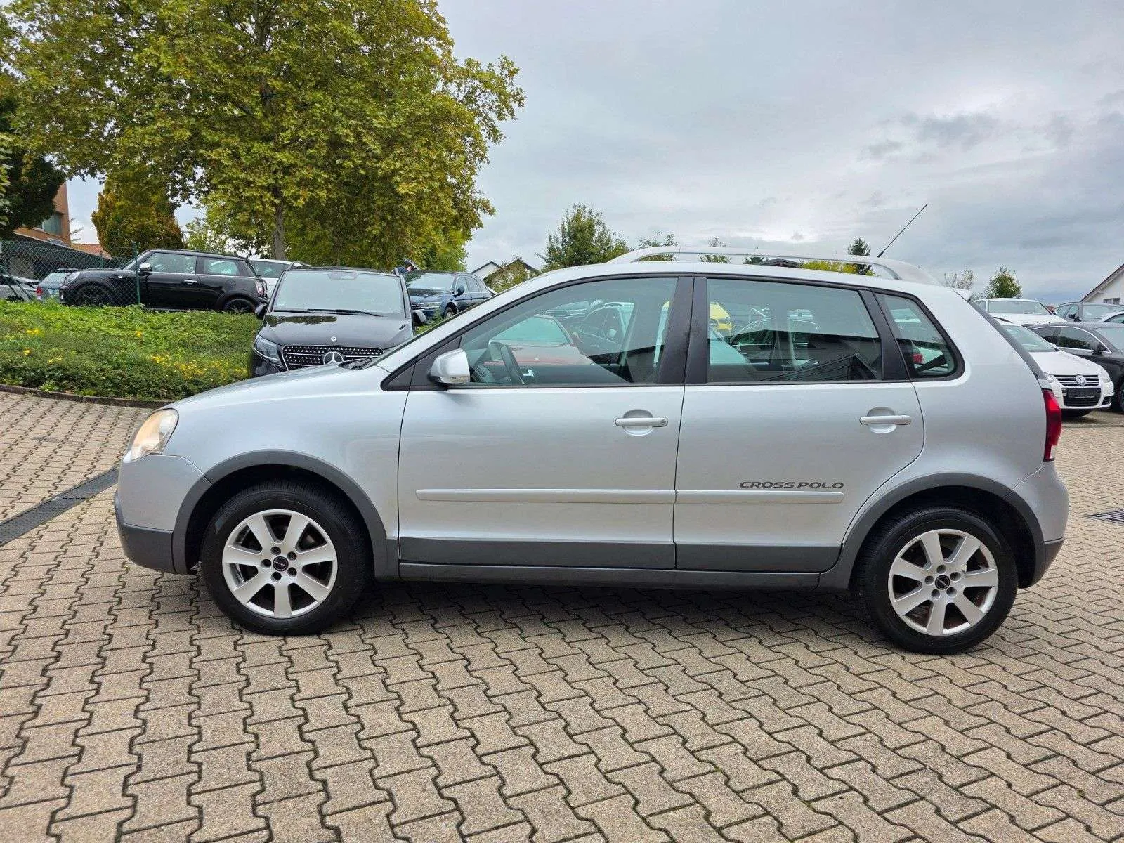 Volkswagen Polo 2009 photo 4