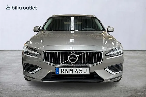 Volvo V60 2022 photo 3