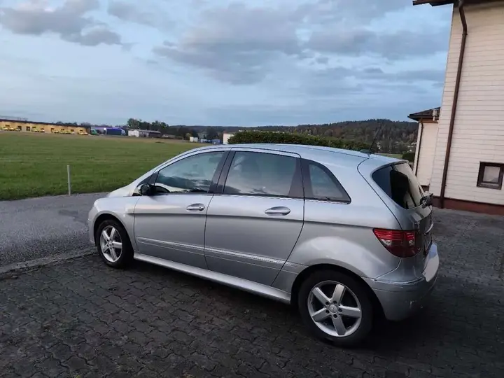 Mercedes-Benz B-Class