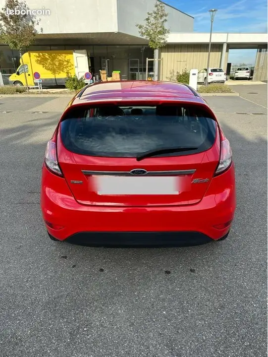Ford Fiesta 2014 photo 5