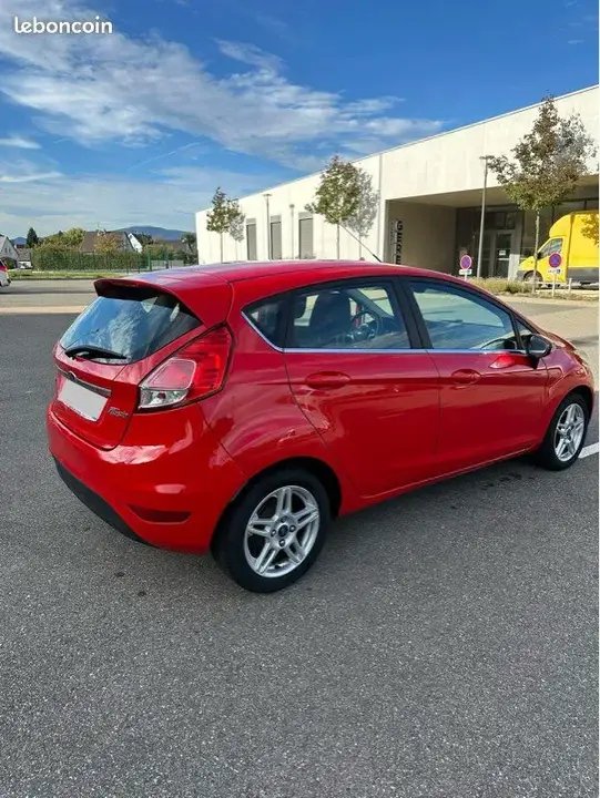 Ford Fiesta 2014 photo 3