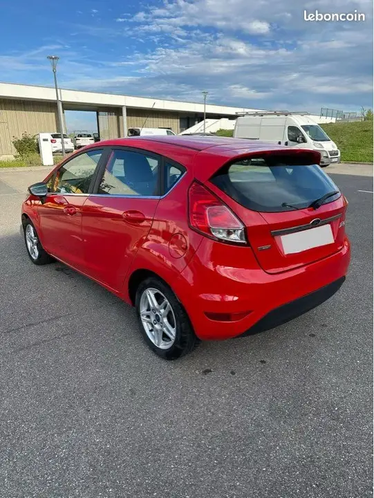 Ford Fiesta 2014 photo 4
