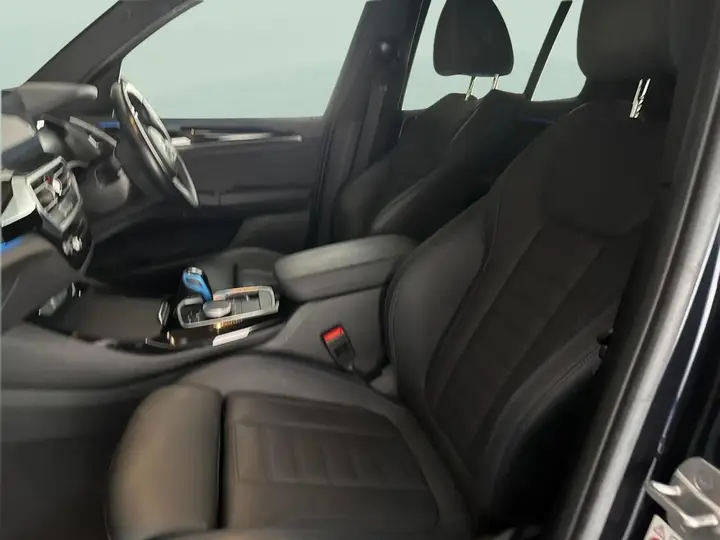 BMW Ix3 2022 photo 4