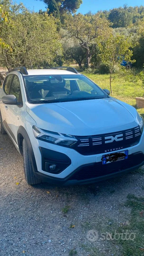 Dacia Sandero Stepway 2023 photo 2