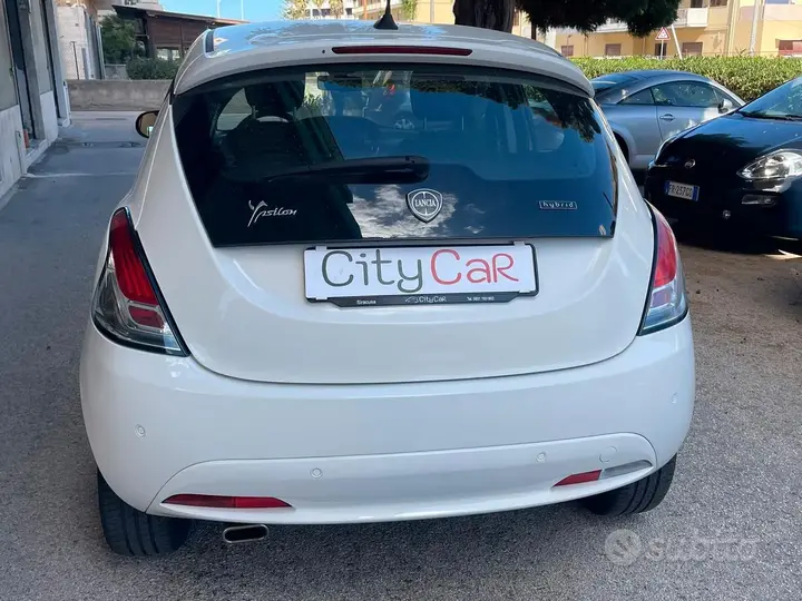Lancia Ypsilon 2022 photo 4