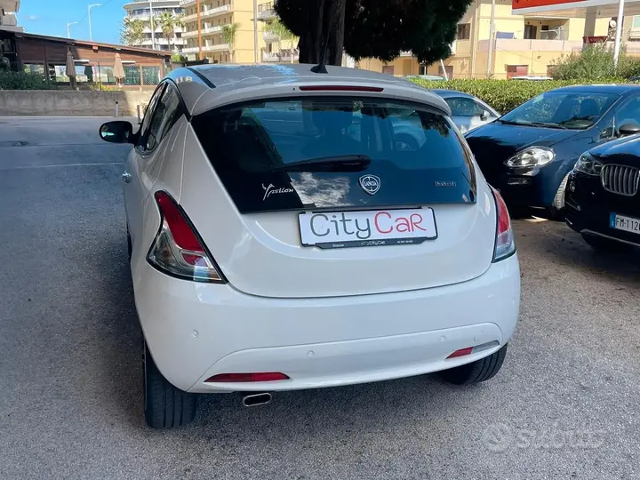 Lancia Ypsilon 2022 photo 5