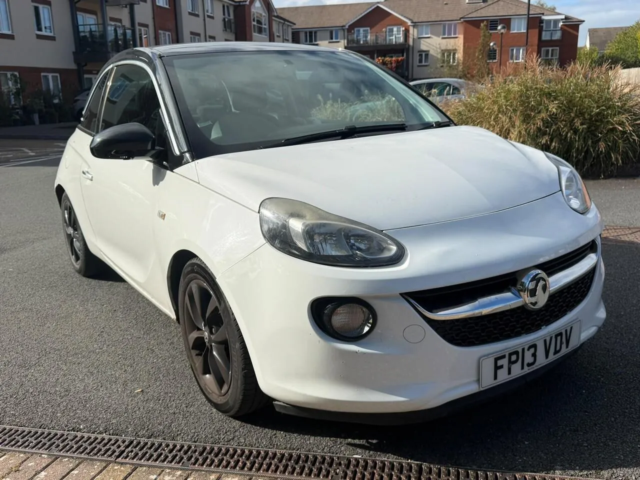 Vauxhall Adam 2013 photo 3