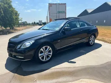 Mercedes-Benz E-Class 2012 photo 2