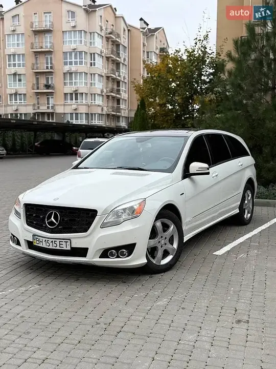 Mercedes-Benz R-Class