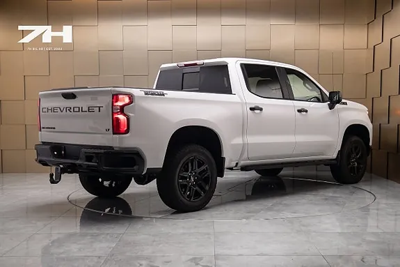 Chevrolet Silverado Ev 2026 photo 4
