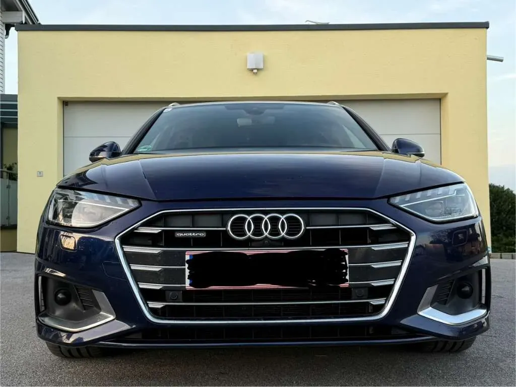 Audi A4 2019 photo 2