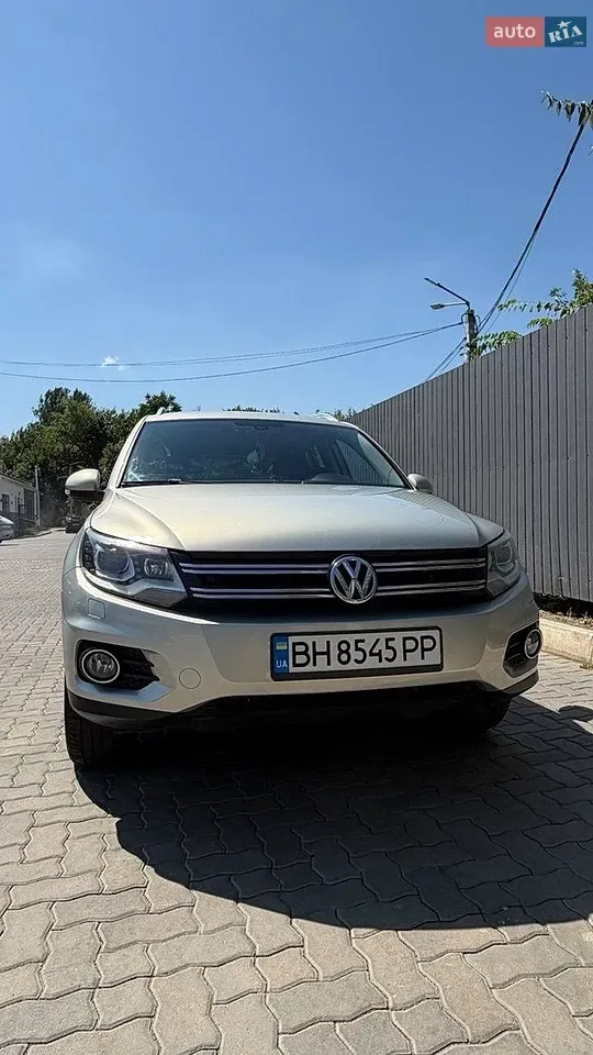 Volkswagen Tiguan 2012 photo 4