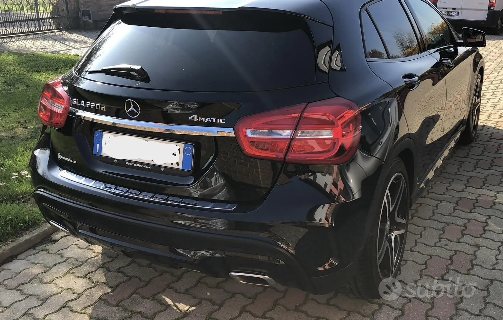 Mercedes-Benz Gla 2016 photo 2