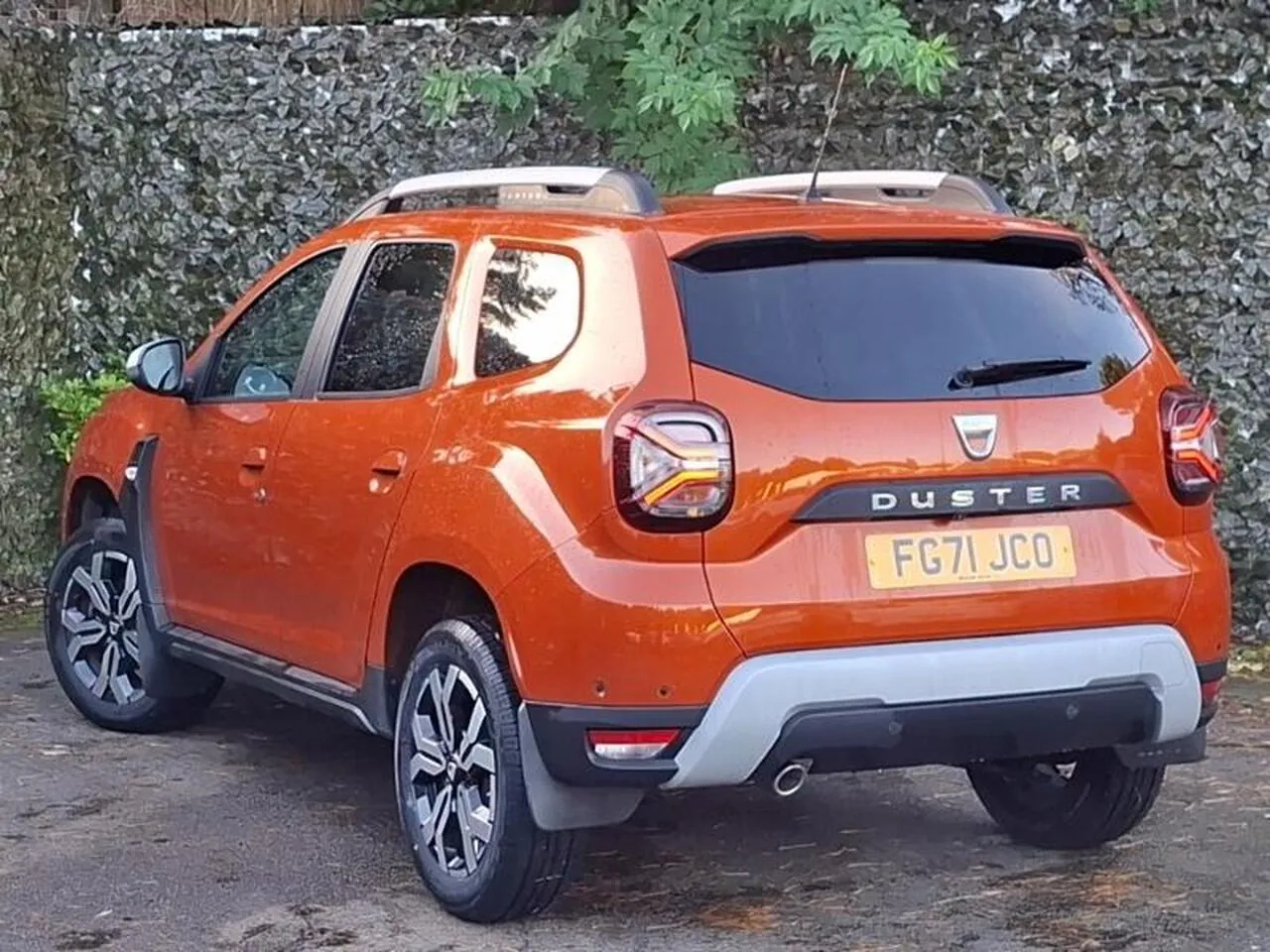 Dacia Duster 2021 photo 2