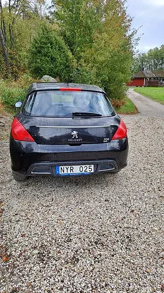 Peugeot 308 2012 photo 3