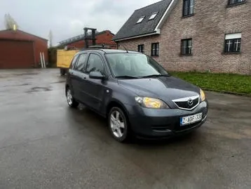 Mazda 2 2005 photo 3