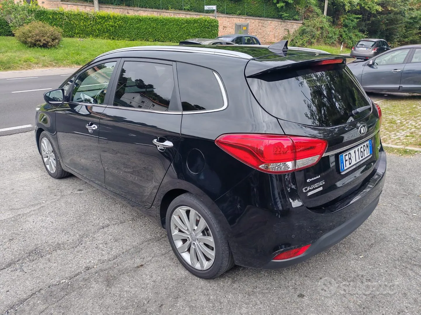 Kia Carens
