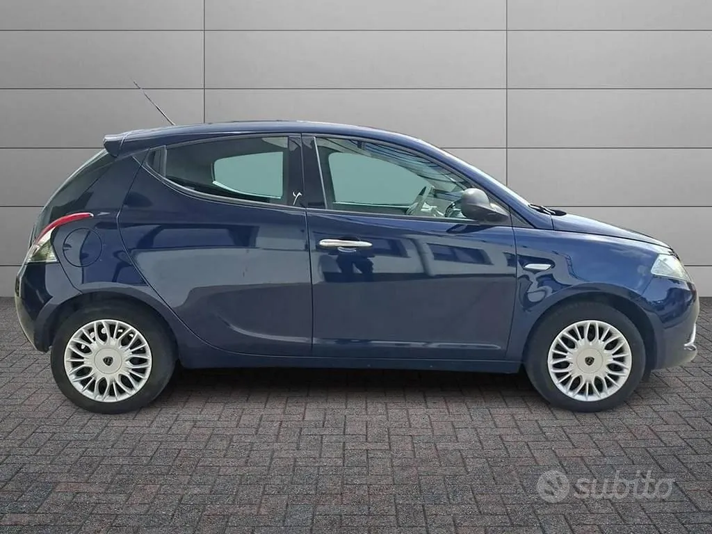 Lancia Ypsilon 2017 photo 5