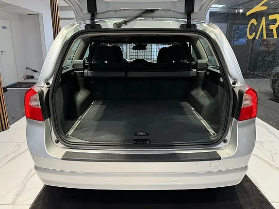Volvo V70 2013 photo 5
