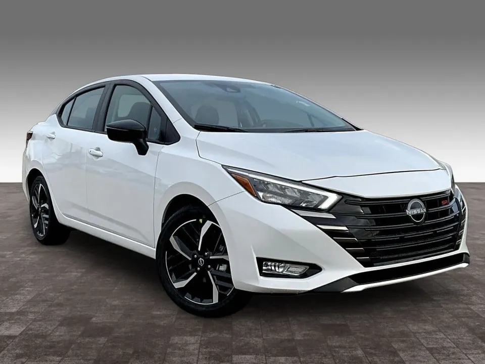 Nissan Versa 2025 photo 2