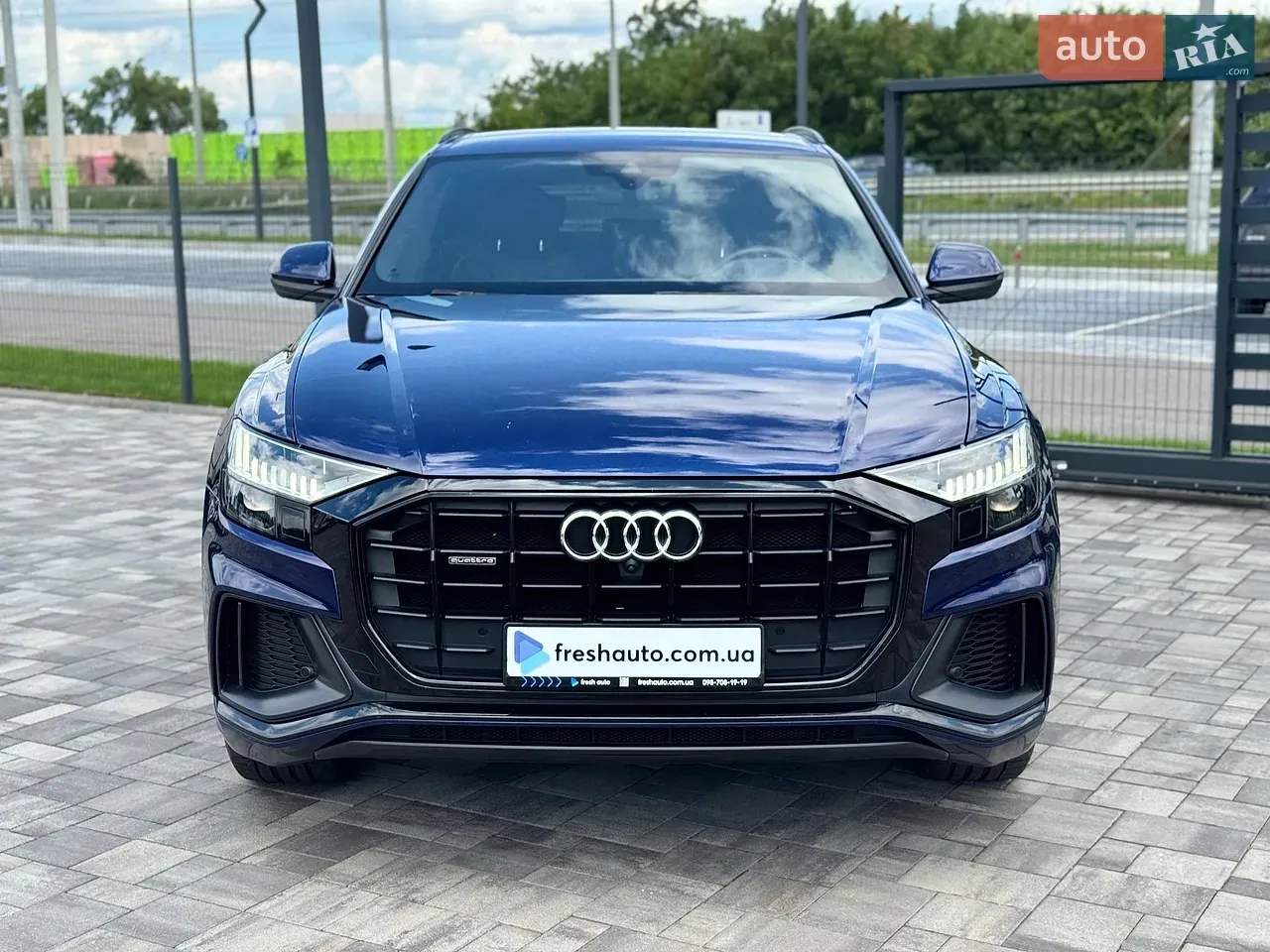 Audi Q8 2020 photo 2