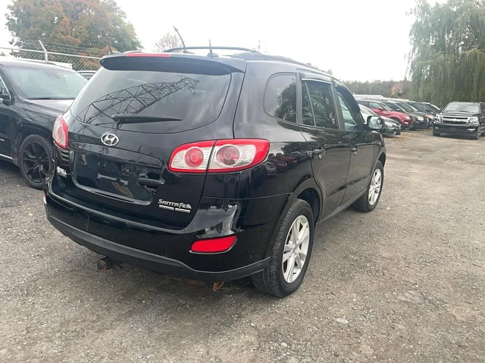 Hyundai Santa Fe 2010 photo 4