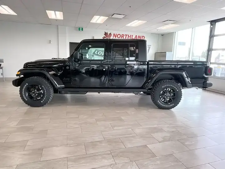 Jeep Gladiator 2026 photo 2